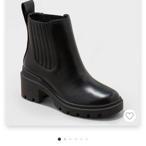 Universal thread naya Chelsea boot size 8